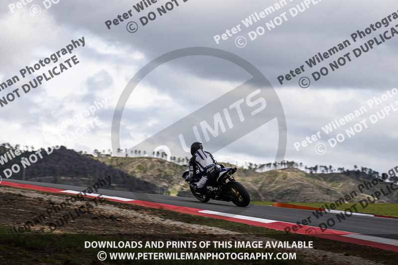 cadwell no limits trackday;cadwell park;cadwell park photographs;cadwell trackday photographs;enduro digital images;event digital images;eventdigitalimages;navarra;no limits trackdays;peter wileman photography;racing digital images;trackday digital images;trackday photos
